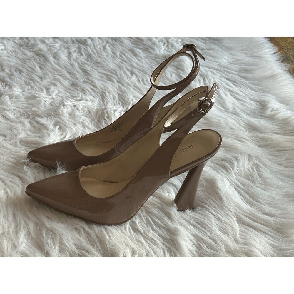 Nine West Women's Size 8.5 Nude Patent Leather Teapot Heels Shoes NWOB CAREER